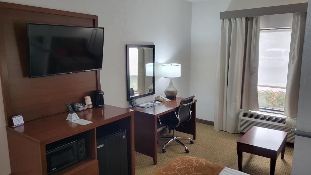 Comfort Suites Cumming-Atlanta Near Northside Hospital Forsyth Eksteriør bilde