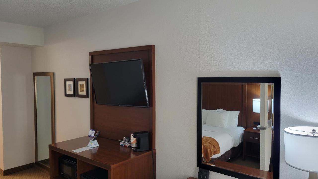 Comfort Suites Cumming-Atlanta Near Northside Hospital Forsyth Eksteriør bilde