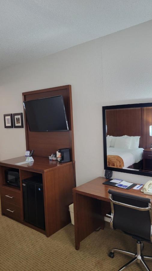Comfort Suites Cumming-Atlanta Near Northside Hospital Forsyth Eksteriør bilde